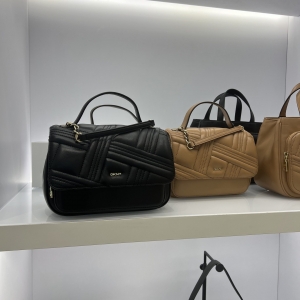 DKNY bag - Image 10