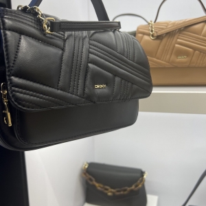 DKNY bag - Image 9