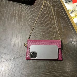 CH Carolina Herrera cross body wallet - Image 8