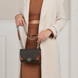 ⁦Aigner bag⁩ - الصورة ⁦2⁩