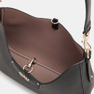 ⁦Guess bag⁩ - الصورة ⁦2⁩