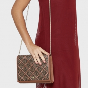 ⁦DKNY bag⁩ - الصورة ⁦2⁩
