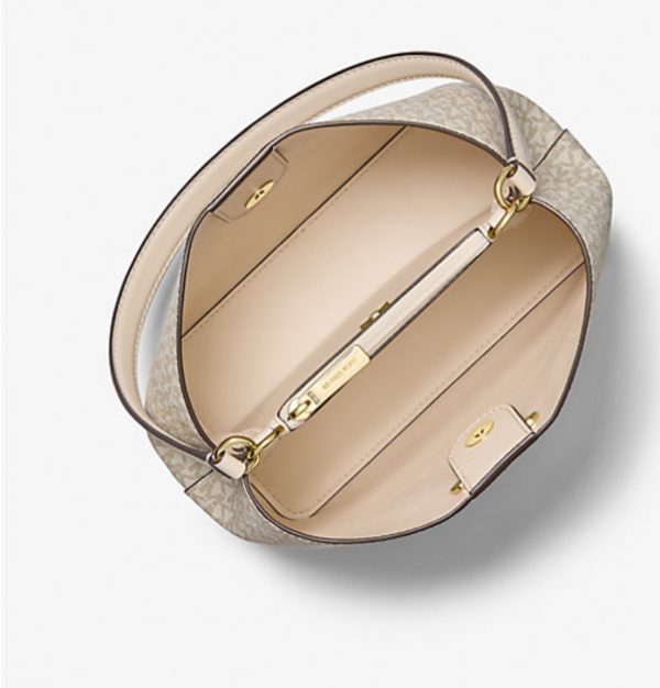 Micheal kors bag - Image 2