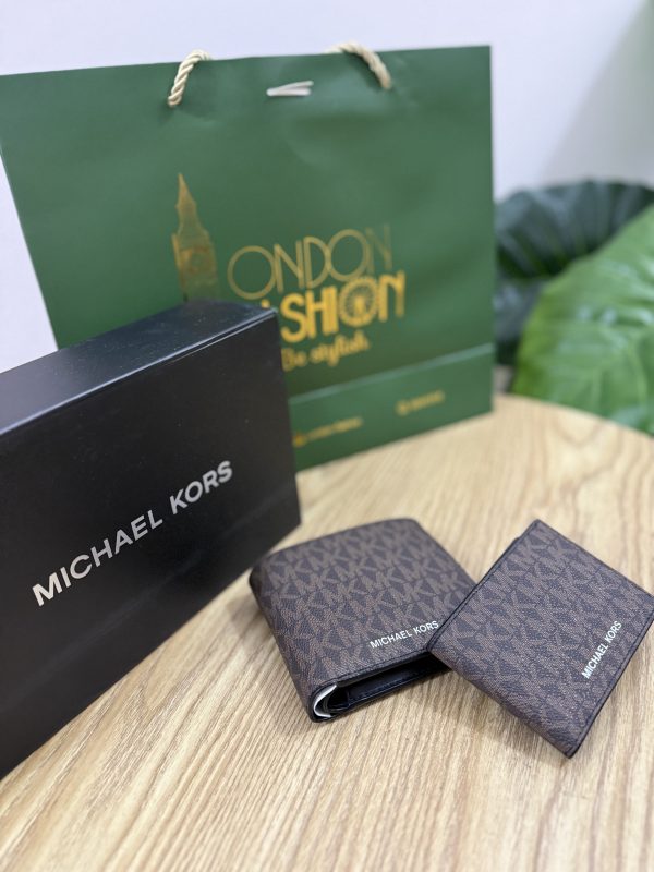 Micheal kors men set