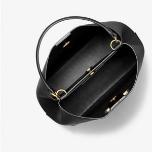 Micheal kors bag - Image 4