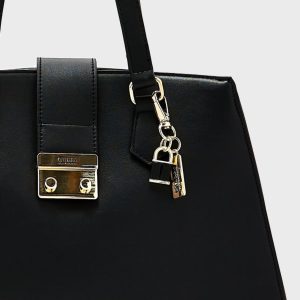 ⁦Guess tote bag⁩ - الصورة ⁦3⁩