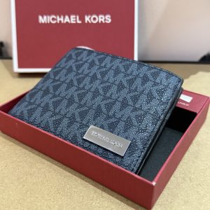 Micheal kors men wallet